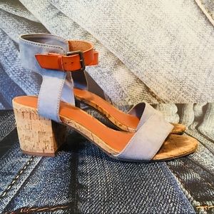 American Eagle Outfitters chunky heel sandal